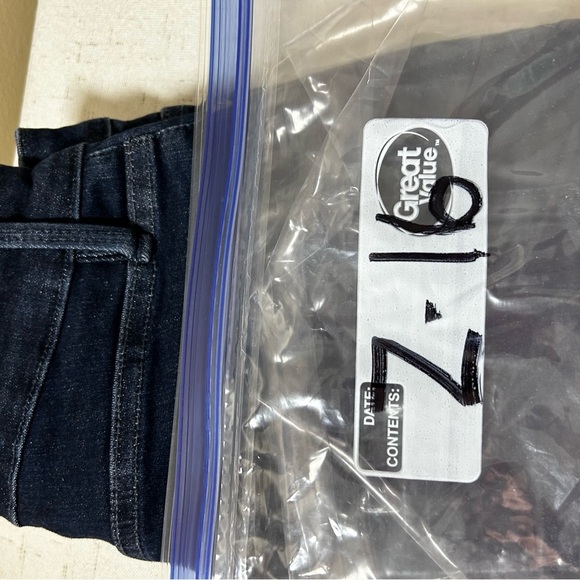 FRAME Women’s Size 1 Dark Wash Denim Jeans Slim Fit Stretch Tapered Leg - Picture 7 of 7